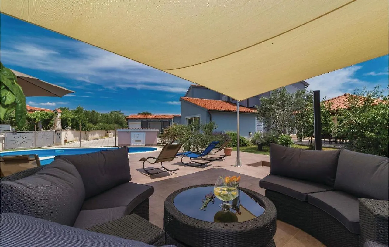 Gorgeous Home In Pula With Wifi Holiday home